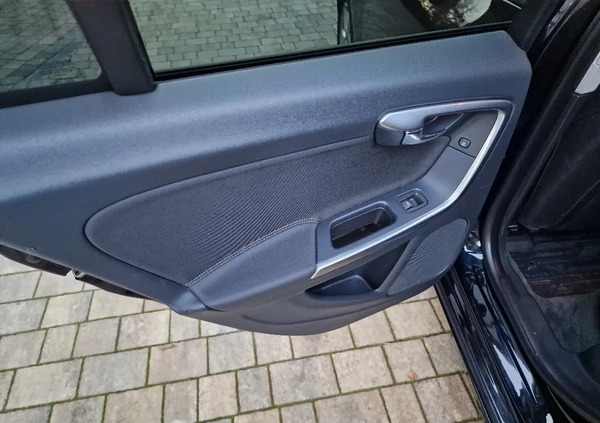 Volvo V60 cena 59900 przebieg: 190377, rok produkcji 2015 z Alwernia małe 277
